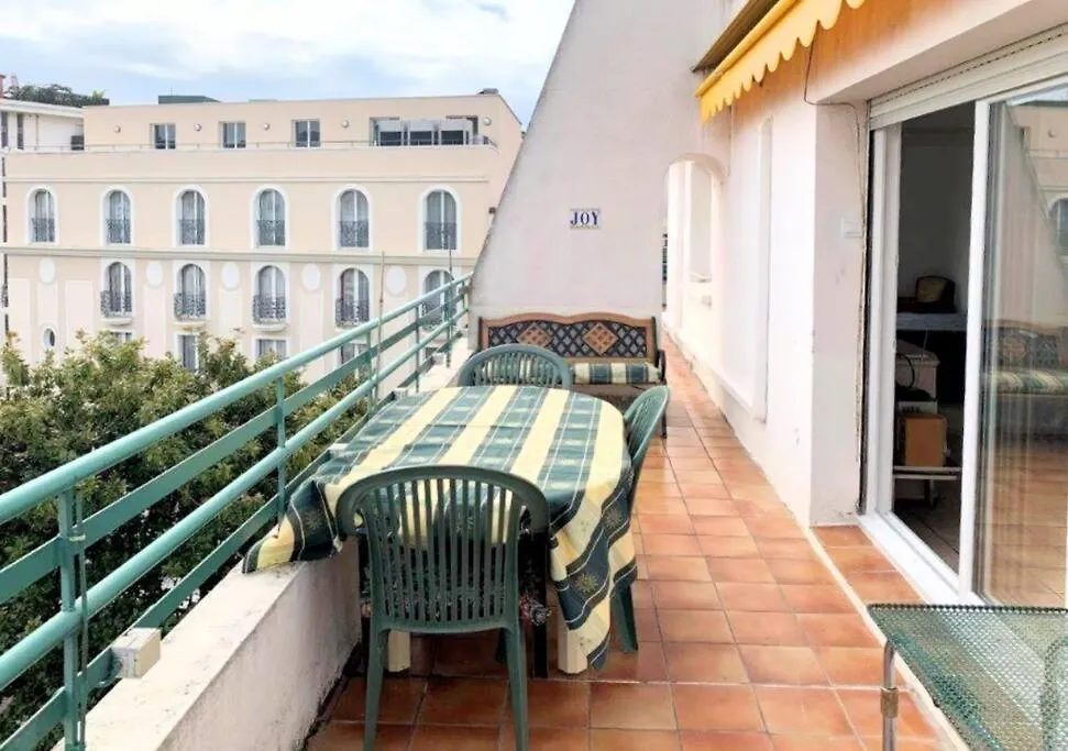 Viva Riviera Large 1 Bedroom With Sunny Terrace Cannes France