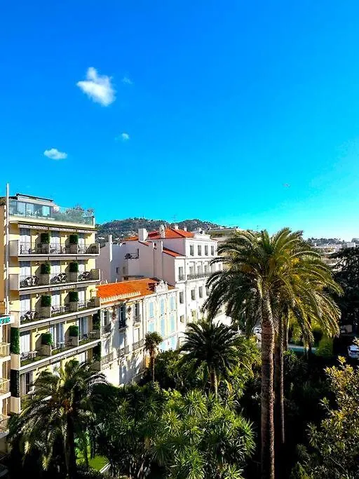 Viva Riviera Large 1 Bedroom With Sunny Terrace Cannes Apartment